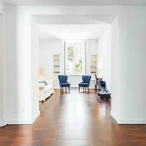 easyhomes-majno.it-lombardy.com/